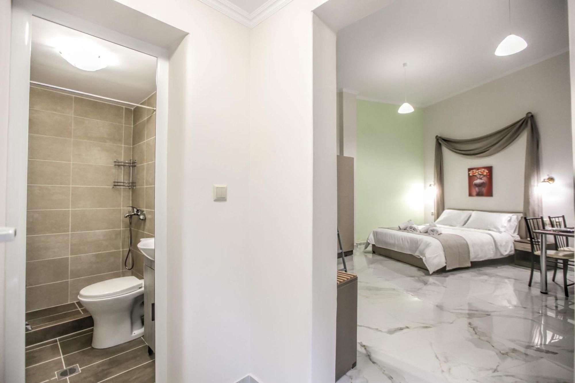 Del Sol #2 Meteora Luxurious Family Suites كالامباكا المظهر الخارجي الصورة
